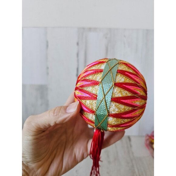 Vintage tassel unique ball red pink ornament Xmas tree ornament - Picture 6 of 7